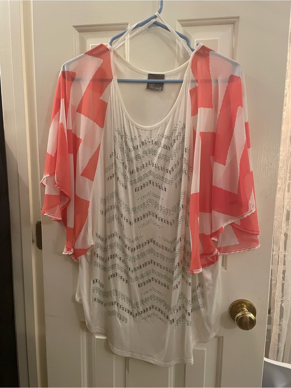 Vocal White Tunic with Coral Geo Kimono Sleeves